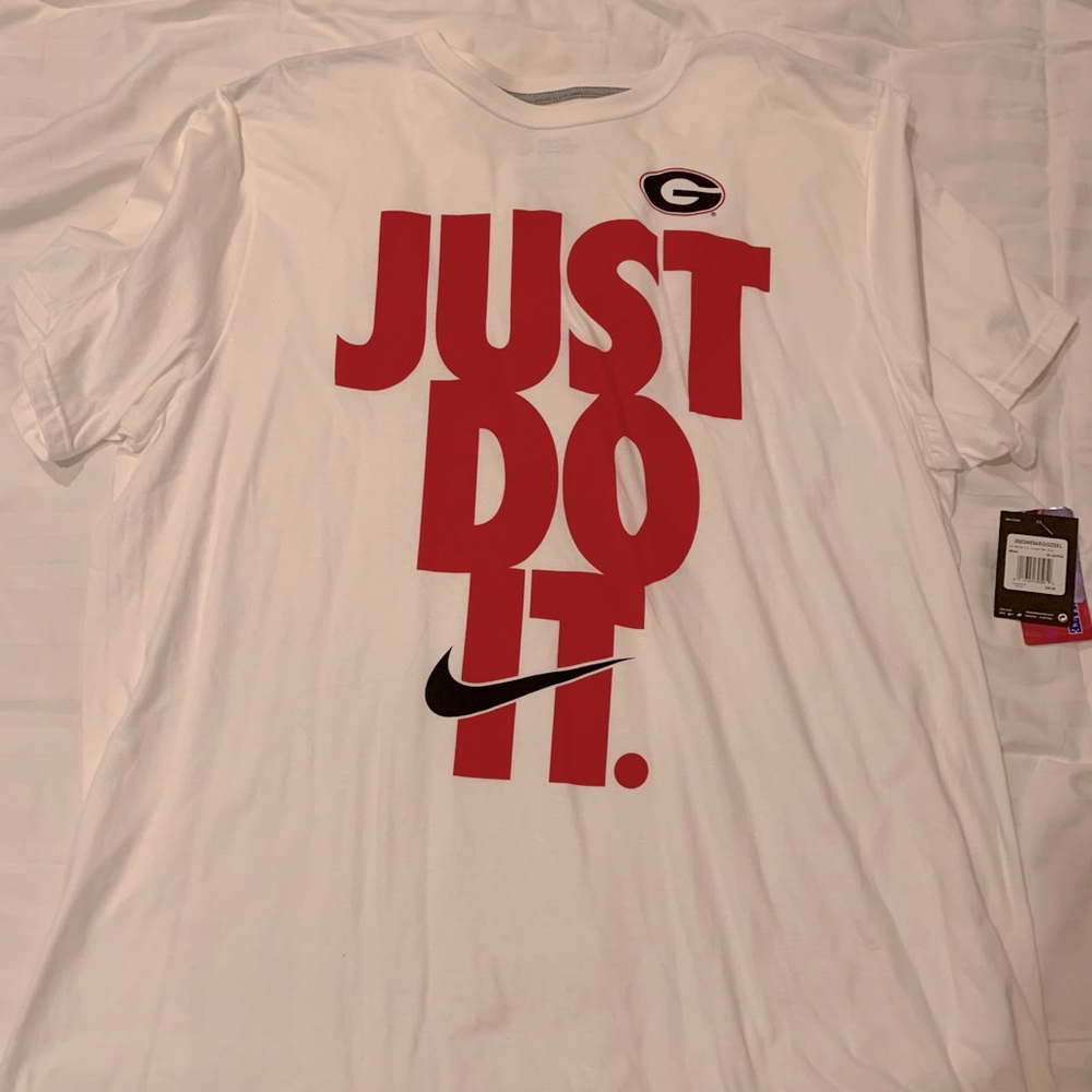 Nike university of Georgia tee (UGA)